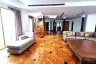 5 Bedroom Condo for rent in Saichol Mansion, Bang Lamphu Lang, Bangkok near BTS Saphan Taksin
