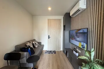 1 Bedroom Condo for rent in NUE District R9, Huai Khwang, Bangkok near MRT Phra Ram 9