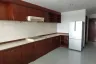 3 Bedroom Condo for rent in Le Chateau, Khlong Tan Nuea, Bangkok