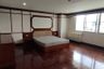 3 Bedroom Condo for rent in Le Chateau, Khlong Tan Nuea, Bangkok