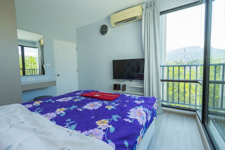 2 Bedroom Condo For Rent