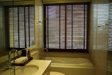 1 Bedroom Condo for rent in Noble 09 Ruamrudee, Lumpini, Bangkok near BTS Ploen Chit