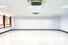 Office for rent in Asoke Tower, Khlong Toei Nuea, Bangkok near MRT Phetchaburi