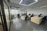 1 Bedroom Office for rent in Phra Khanong, Bangkok near BTS Phra Khanong