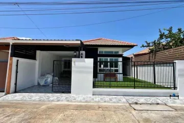 3 Bedroom House for rent in Phuket Villa Chaofah, Wichit, Phuket