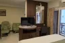 1 Bedroom Condo for sale in The Whitehouse Condotel, Nong Prue, Chonburi