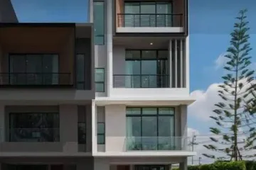 3 Bedroom House for rent in Nirvana Define Rama 9, Saphan Sung, Bangkok near Airport Rail Link Hua Mak