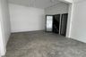 4 Bedroom Townhouse for sale in Huai Khwang, Bangkok