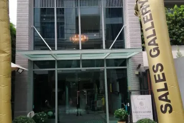 3 Bedroom Townhouse for rent in Khlong Tan Nuea, Bangkok