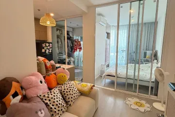 Condo for sale in De Lapis Charan 81, Bang O, Bangkok near MRT Bang Phlat