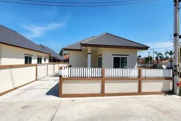 2 Bedroom House for sale in Manee Village, Nong Pla Lai, Chonburi