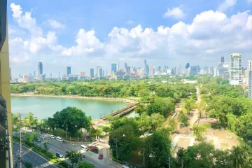 2 Bedroom Condo for sale in The Lakes, Khlong Toei, Bangkok near BTS Asoke