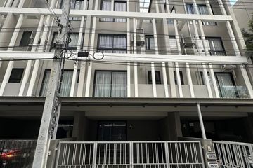 4 Bedroom Townhouse for rent in Y Residence Sukhumvit 113, Samrong Nuea, Samut Prakan near MRT Thipphawan