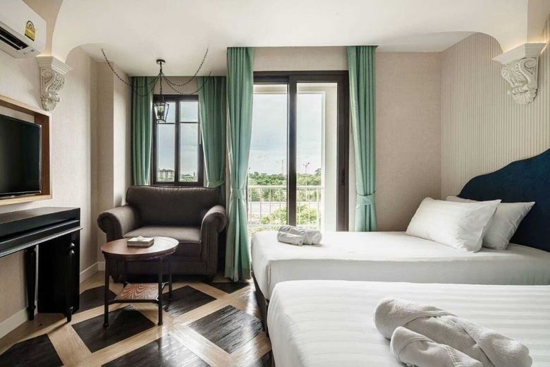 Condo For Rent