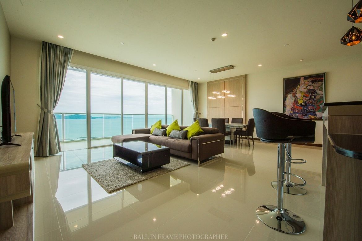 3 Bedroom Condo for rent at Movenpick Residences