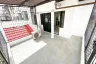 5 Bedroom Townhouse for rent in Home Avenue 101/1, Bang Chak, Bangkok