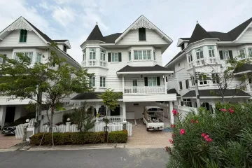 4 Bedroom Villa for Sale or Rent in Fantasia Villa 4, Bang Na, Bangkok near MRT Si Iam
