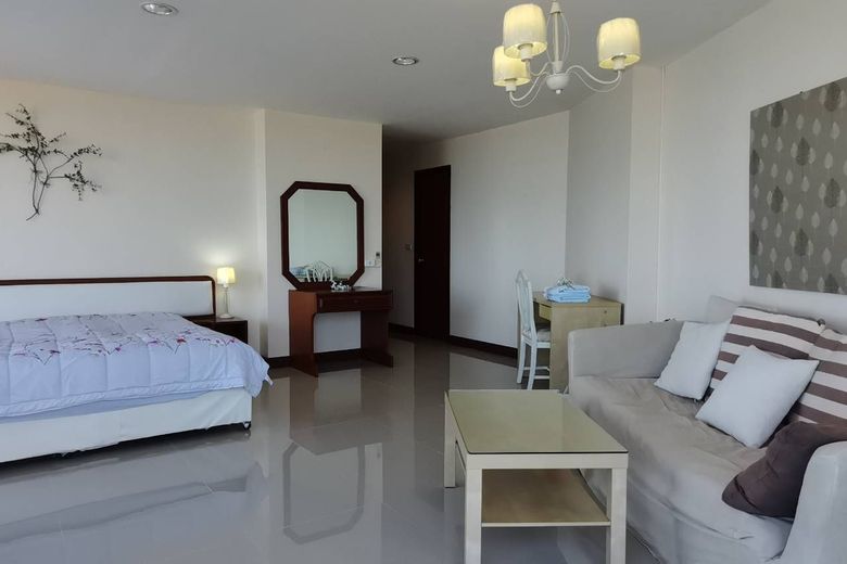 3 Bedroom Condo