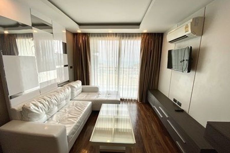 1 Bedroom Condo