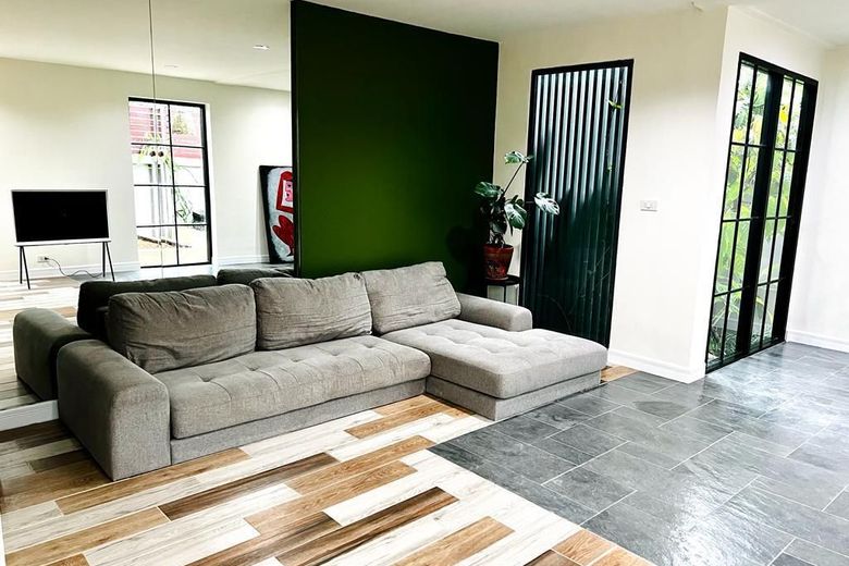 2 Bedroom Townhouse For Rent