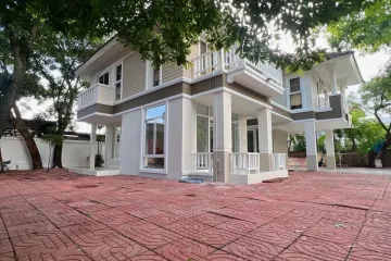 3 Bedroom House for rent in Floraville Srinakarin-Thaparak, Bang Mueang, Samut Prakan