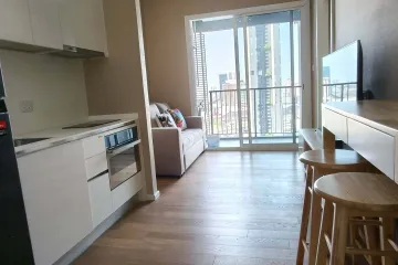 1 Bedroom Condo for rent in The Saint Residences, Chom Phon, Bangkok near MRT Phahon Yothin