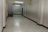 6 Bedroom Commercial for rent in Chakkrawat, Bangkok near MRT Wat Mangkon
