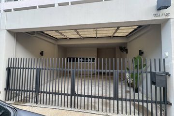 3 Bedroom Townhouse for rent in Noble Cube, Suan Luang, Bangkok near Airport Rail Link Ramkhamhaeng