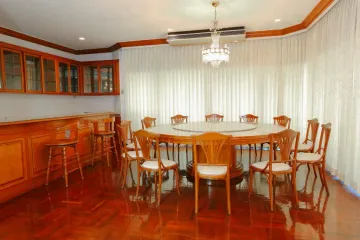 2 Bedroom Condo for rent in Le Premier 1, Khlong Toei Nuea, Bangkok near BTS Asoke