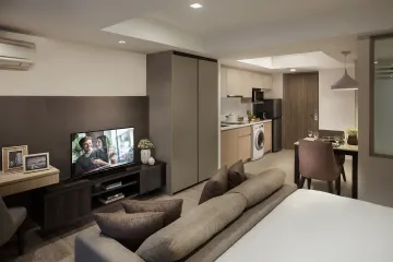 Apartment for rent in Somerset Ekamai, Phra Khanong Nuea, Bangkok near BTS Ekkamai