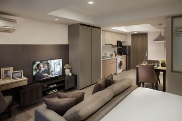 Apartment for rent in Somerset Ekamai, Phra Khanong Nuea, Bangkok near BTS Ekkamai