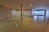 Commercial for rent in Hua Mak, Bangkok near MRT Yaek Lam Sali