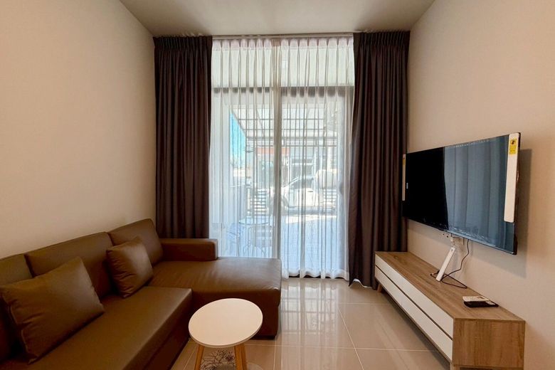 2 Bedroom Townhouse For Rent