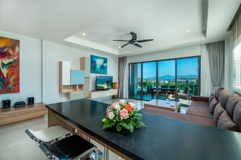 1 Bedroom Condo For Rent