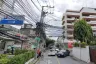 Land for sale in Bang Kapi, Bangkok near MRT Pradit Manutham