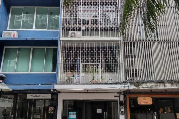Commercial for rent in Thanon Phaya Thai, Bangkok near Airport Rail Link Phaya Thai