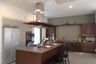 4 Bedroom Villa for rent in Raveevan Residence, Khlong Toei Nuea, Bangkok near MRT Phetchaburi