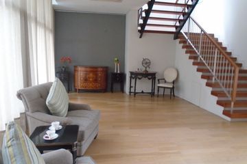 4 Bedroom Villa for rent in Raveevan Residence, Khlong Toei Nuea, Bangkok near MRT Phetchaburi