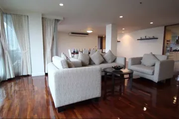 3 Bedroom Condo for rent in Sathorn Gallery Residences, Silom, Bangkok near BTS Surasak