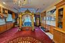 8 Bedroom House for sale in Khlong Toei, Bangkok