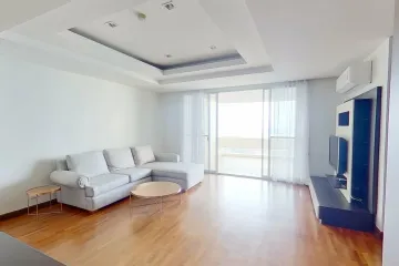 2 Bedroom Condo for rent in Newton Tower, Khlong Toei, Bangkok near BTS Nana