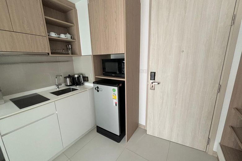 Condo For Rent