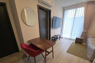 2 Bedroom Condo for rent in XT Huaikhwang, Din Daeng, Bangkok near MRT Huai Khwang