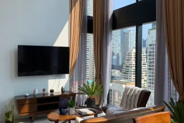 2 Bedroom Condo for rent in The Lofts Silom, Silom, Bangkok near BTS Surasak
