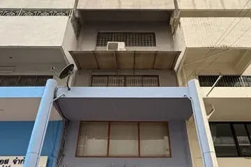 5 Bedroom Office for rent in Phra Khanong, Bangkok near BTS Phra Khanong