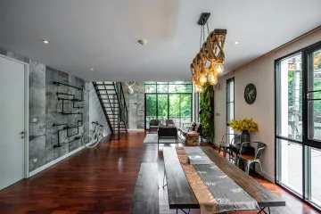 3 Bedroom Condo for rent in Benviar Tonson Residence, Lumpini, Bangkok near BTS Ratchadamri