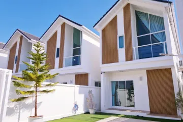 3 Bedroom House for sale in Khlong Kum, Bangkok