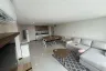 3 Bedroom Condo for Sale or Rent in Family Life Condo, Chan Kasem, Bangkok near BTS Ratchayothin