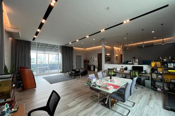 Office for rent in Khlong Tan Nuea, Bangkok