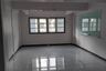 3 Bedroom Commercial for rent in Sai Kong Din, Bangkok